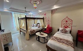 Raj Residency